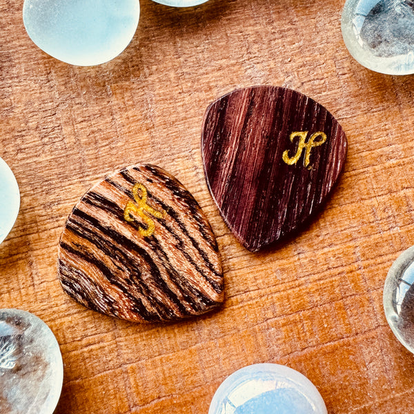 CUSTOM WOOD