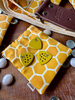 Pick Pockets by Josey Straps