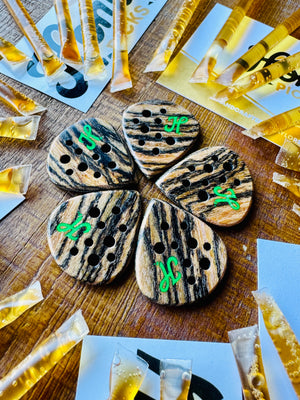 CUSTOM WOOD & GLOW